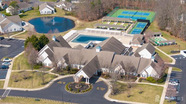 20 Winding River Road, Lakewood, NJ 08701