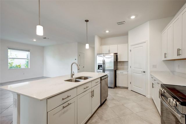 11387 PINOT DRIVE, Venice, FL 34293