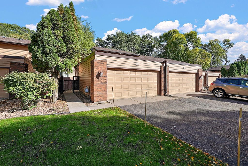 4731 Spring Circle, Minnetonka, MN 55345 — exterior