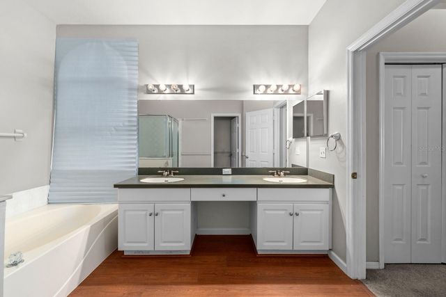 4814 PORTOBELLO CIRCLE, Valrico, FL 33596