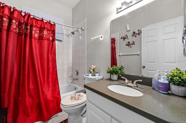4814 PORTOBELLO CIRCLE, Valrico, FL 33596