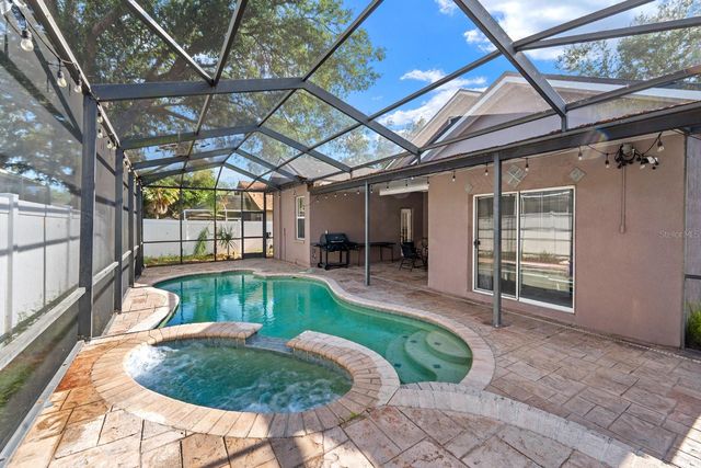 4814 PORTOBELLO CIRCLE, Valrico, FL 33596