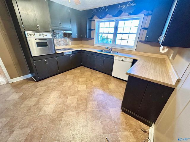 2432 Scenic Drive, Gadsden, AL 35901