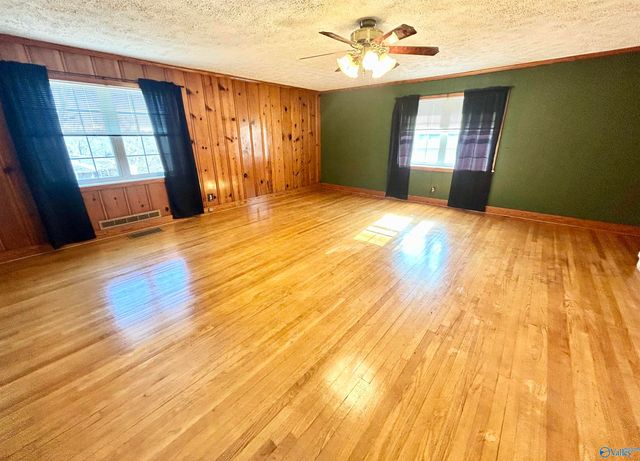 2432 Scenic Drive, Gadsden, AL 35901