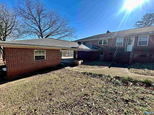 2432 Scenic Drive, Gadsden, AL 35901