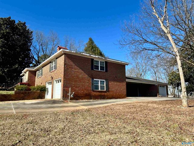 2432 Scenic Drive, Gadsden, AL 35901