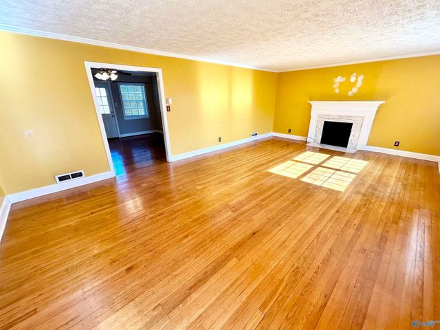 2432 Scenic Drive, Gadsden, AL 35901