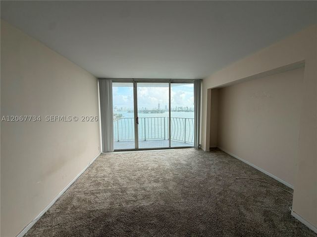 7601 E Treasure Dr 2220, North Bay Village, FL 33141