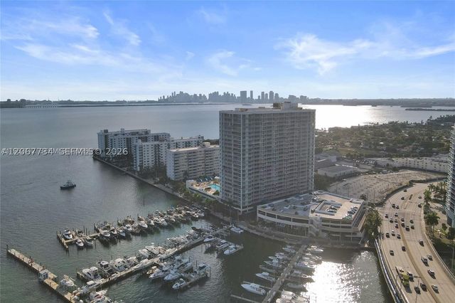 7601 E Treasure Dr 2220, North Bay Village, FL 33141