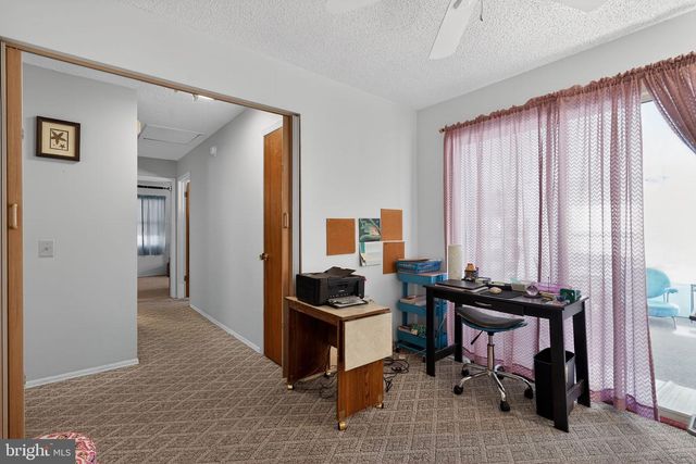 3 WOJTYLA CT, Toms River, NJ 08757