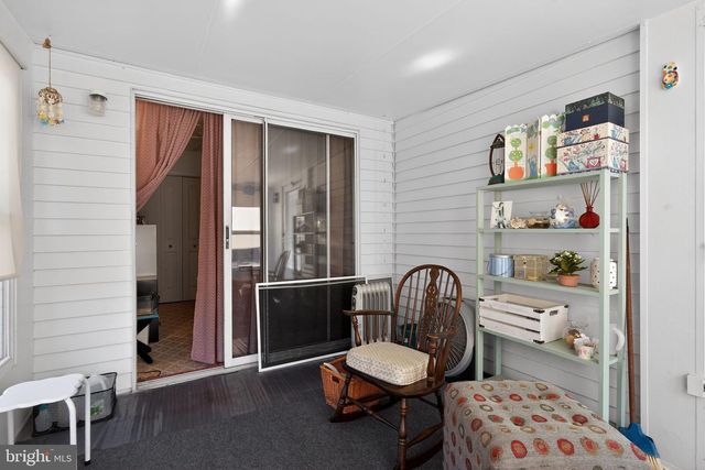 3 WOJTYLA CT, Toms River, NJ 08757