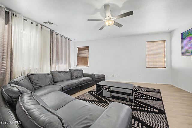 9204 W RIVERSIDE Avenue, Tolleson, AZ 85353