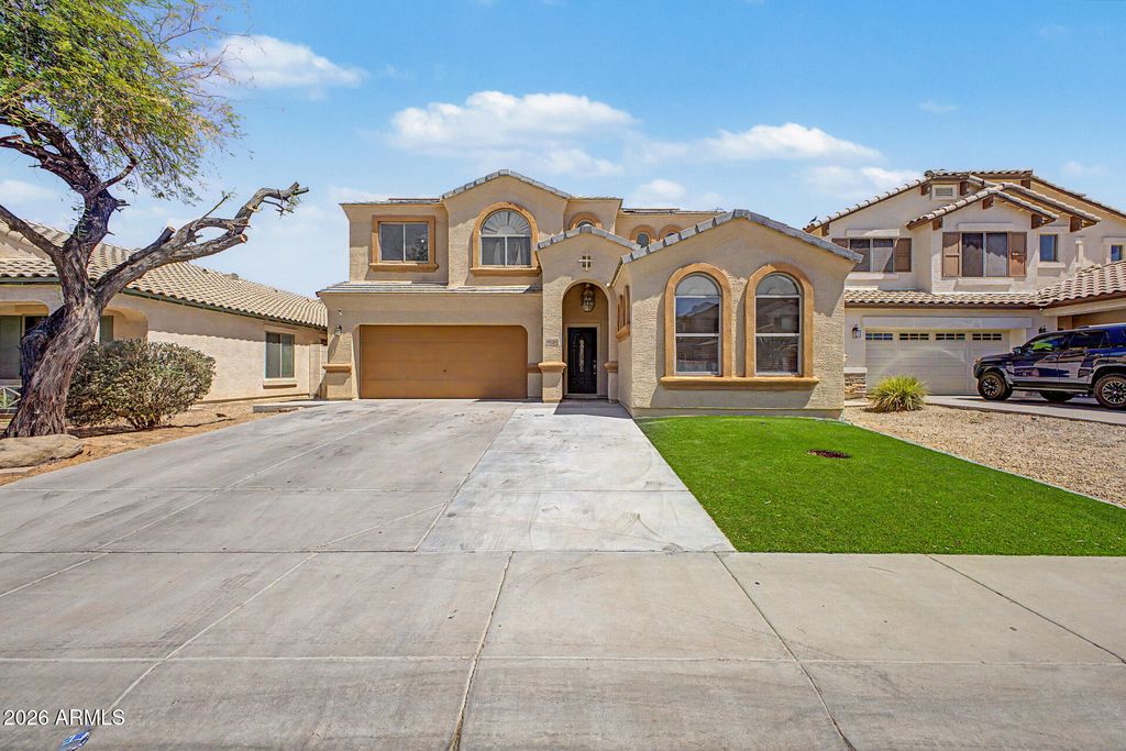 9204 W RIVERSIDE Avenue, Tolleson, AZ 85353