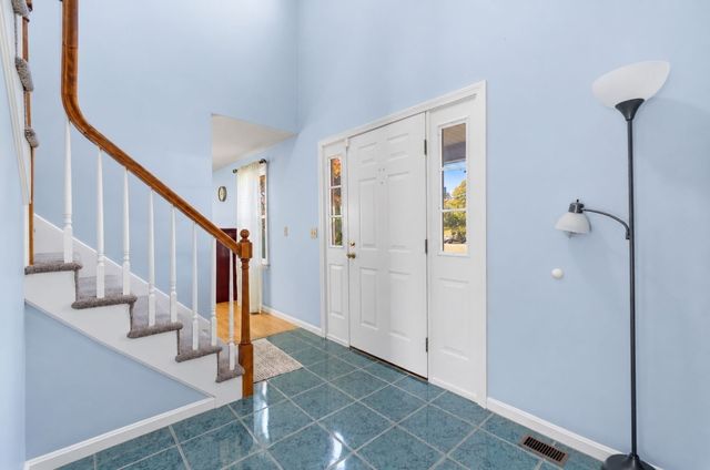 70 Nelson Dr, Bridgewater, MA 02324