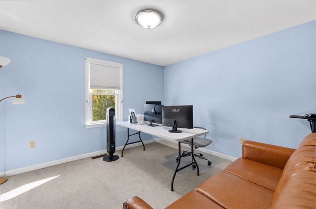 70 Nelson Dr, Bridgewater, MA 02324