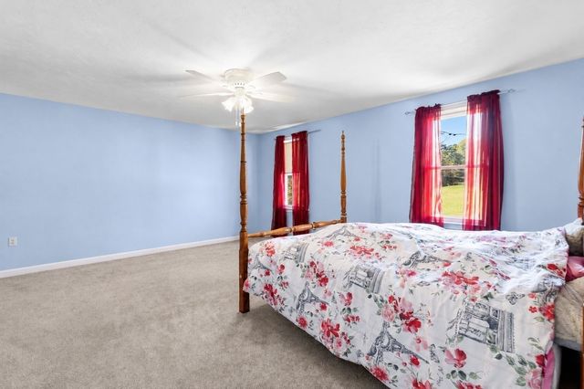 70 Nelson Dr, Bridgewater, MA 02324