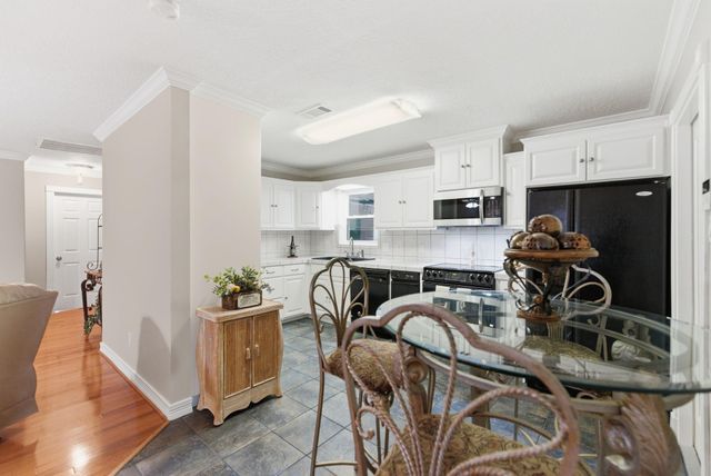 3809 Hardin Road, Baytown, TX 77521