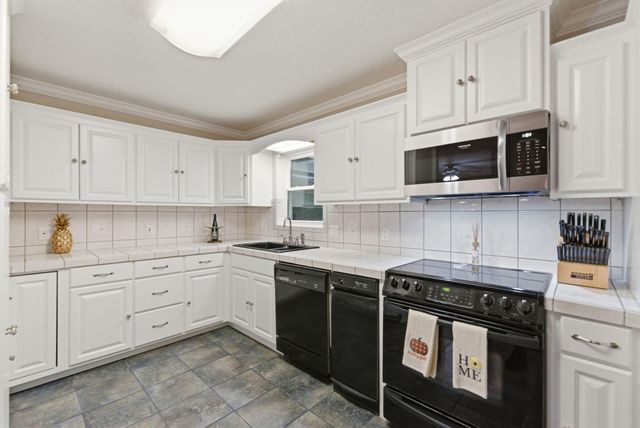 3809 Hardin Road, Baytown, TX 77521