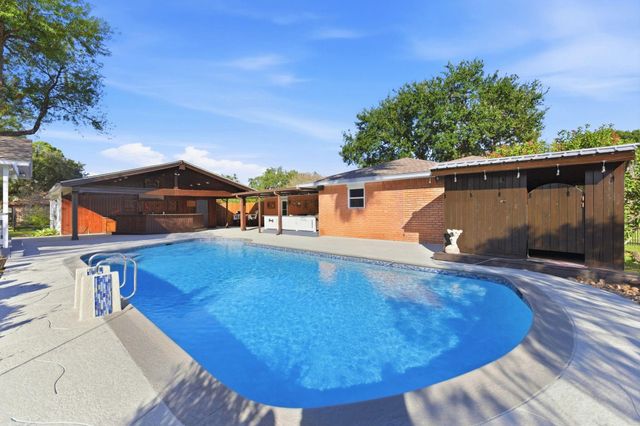 3809 Hardin Road, Baytown, TX 77521