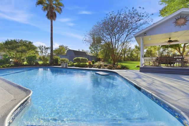 3809 Hardin Road, Baytown, TX 77521