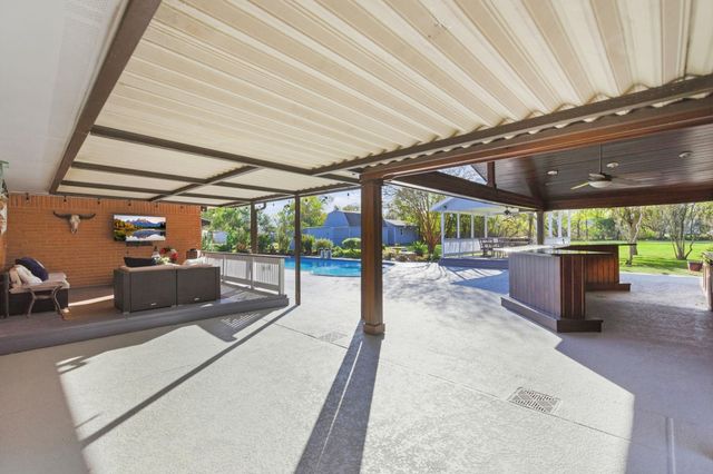 3809 Hardin Road, Baytown, TX 77521