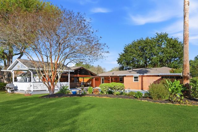 3809 Hardin Road, Baytown, TX 77521