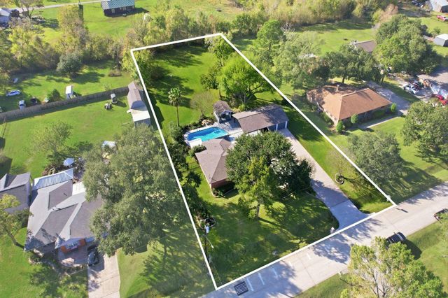 3809 Hardin Road, Baytown, TX 77521