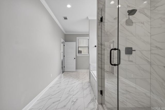 9880 Willow Brook Dr, Sherwood, AR 72120