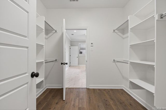 9880 Willow Brook Dr, Sherwood, AR 72120