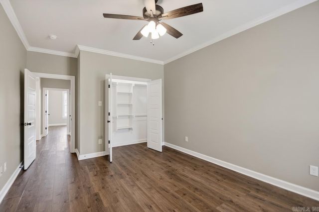 9880 Willow Brook Dr, Sherwood, AR 72120