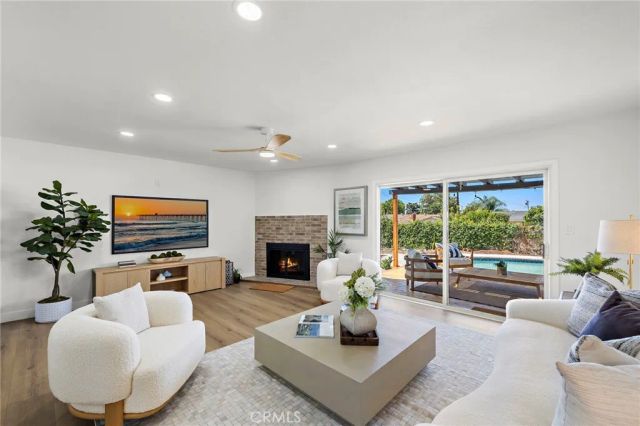 2076 N Mori, Orange, CA 92867