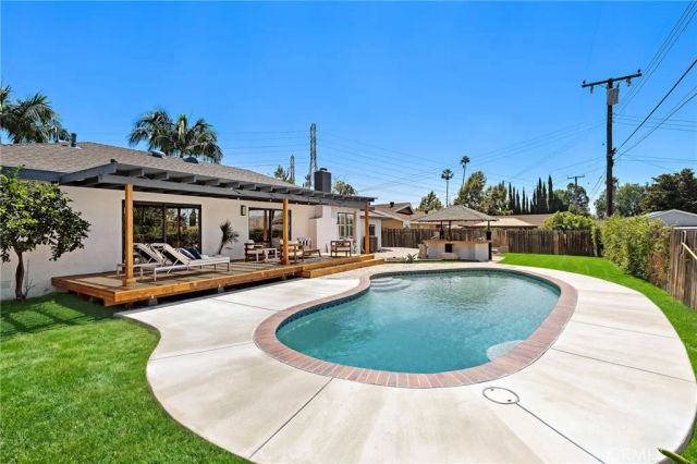 2076 N Mori, Orange, CA 92867