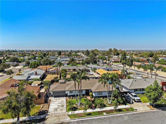 2076 N Mori, Orange, CA 92867