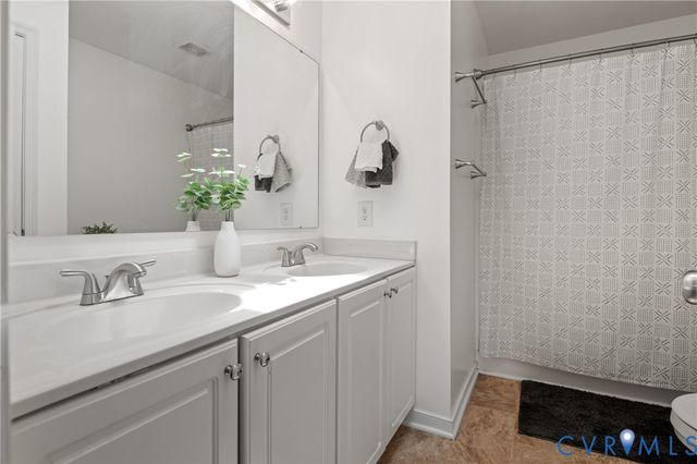 3136 Ramsey Dr, Chester, VA 23831