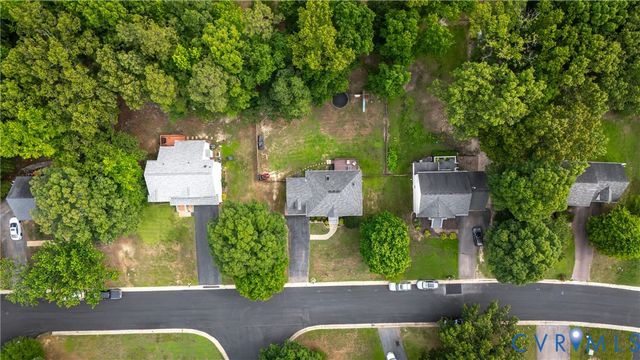 3136 Ramsey Dr, Chester, VA 23831