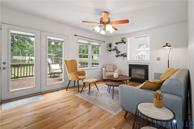 3136 Ramsey Dr, Chester, VA 23831