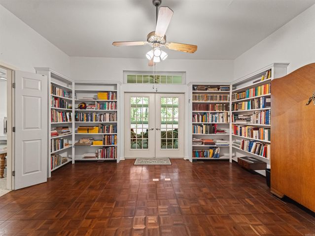 307 Whispering Hills Street, Hot Springs, AR 71901