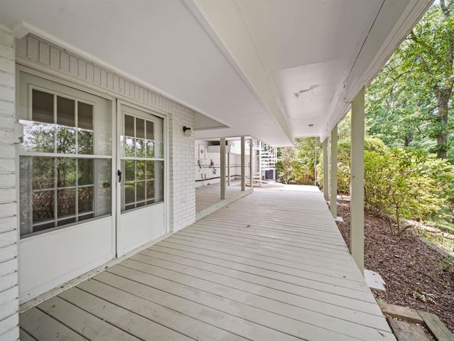 307 Whispering Hills Street, Hot Springs, AR 71901