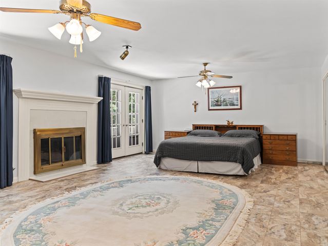 307 Whispering Hills Street, Hot Springs, AR 71901