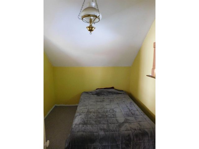 9562 Main Road, Huntington, VT 05462