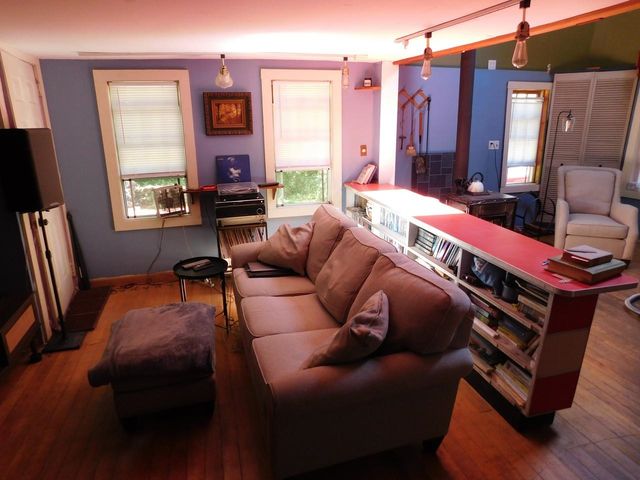 9562 Main Road, Huntington, VT 05462