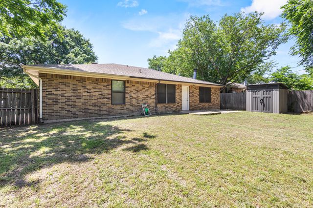 1530 Lime Leaf Lane, Duncanville, TX 75137