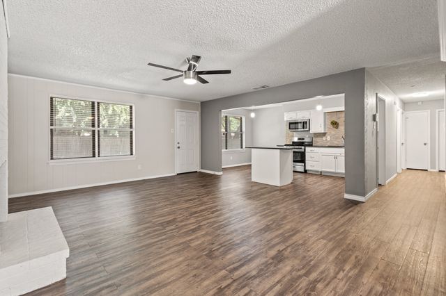 1530 Lime Leaf Lane, Duncanville, TX 75137