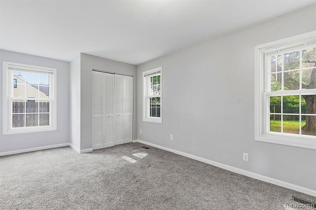 5852 Beech Daly Road, Taylor, MI 48180