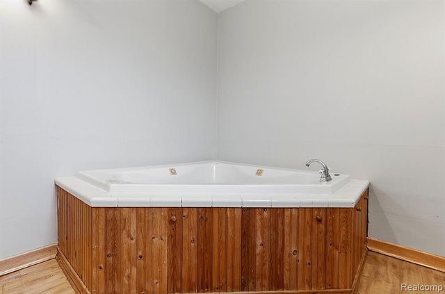 5852 Beech Daly Road, Taylor, MI 48180
