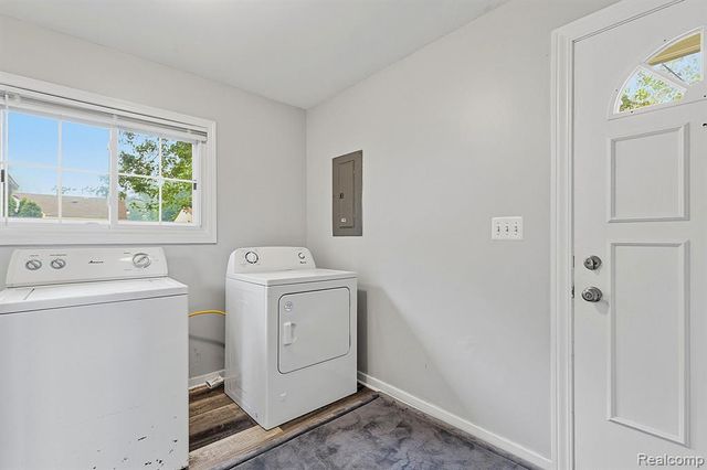 5852 Beech Daly Road, Taylor, MI 48180