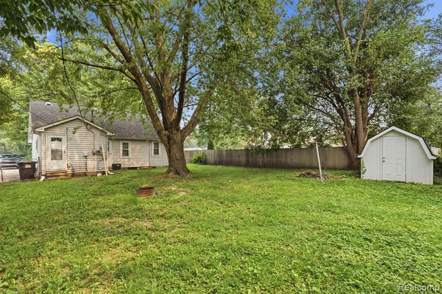 5852 Beech Daly Road, Taylor, MI 48180