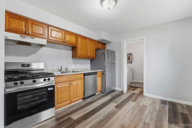 5852 Beech Daly Road, Taylor, MI 48180