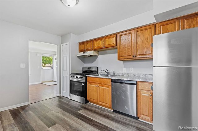 5852 Beech Daly Road, Taylor, MI 48180