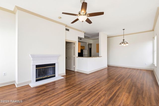 201 Settlers Trace Boulevard 4416, Lafayette, LA 70508
